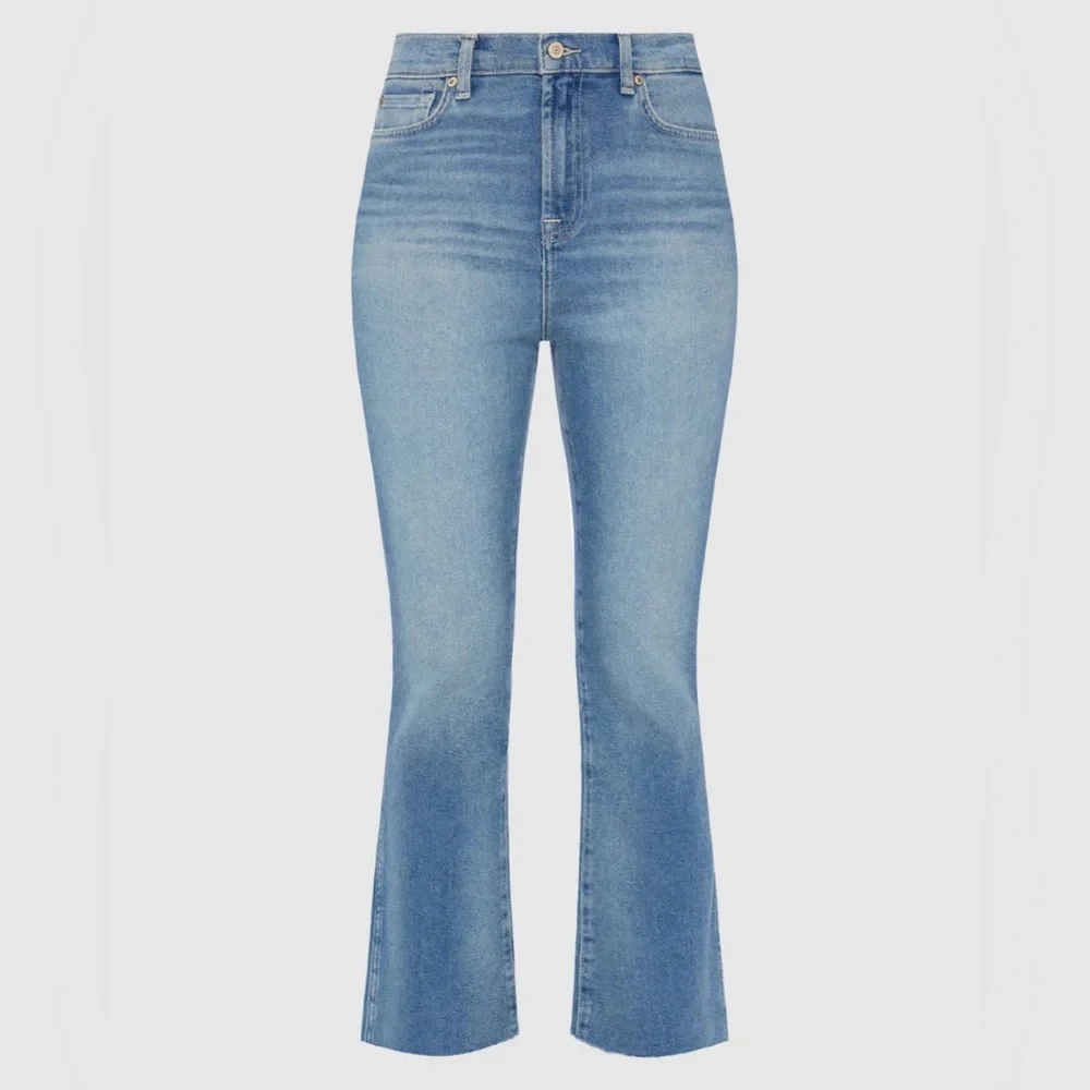 7 FOR ALL MANKIND Kick Flare Jeans | Size 25 | High Rise Cropped Raw Hem - Picture 2 of 11